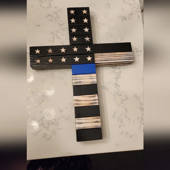 Thin Blue Line Cross - Picture 5 of 5